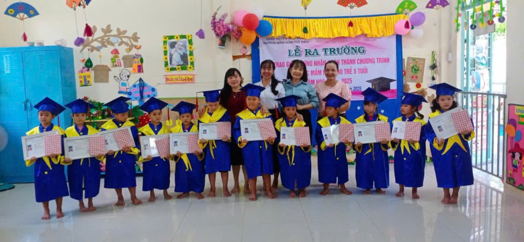 lá 5 ra trường